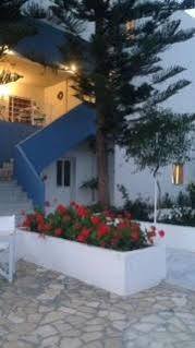 Marina Hotel 2*